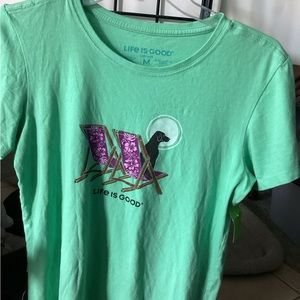 Life is Good Women’s Size Medium Hibiscus Beach Chairs with Dog scoop tee